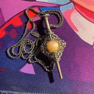 Fantastic beast’s grindelwald pendant